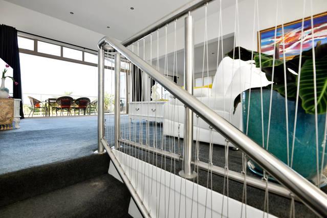 Amazing Seaview House Hotel Auckland Exterior photo